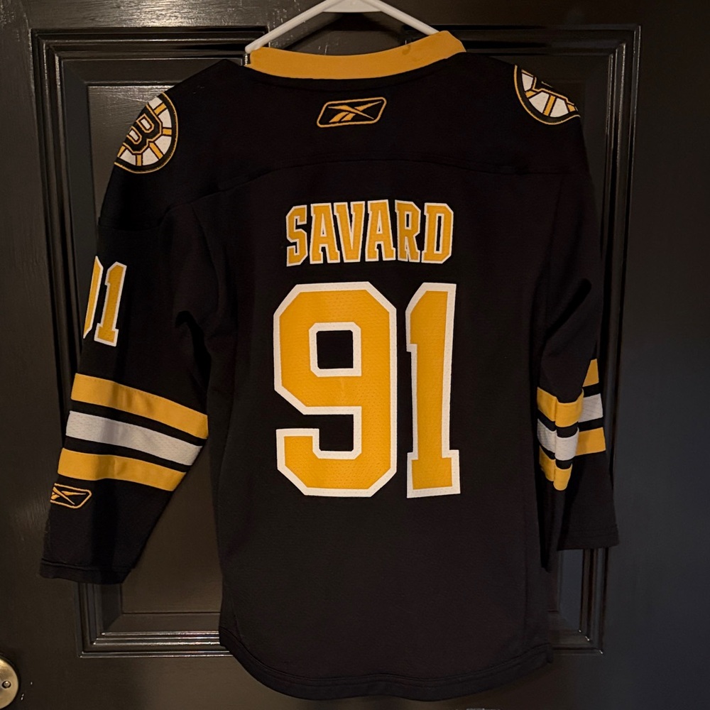 Reebok Youth Size S/M Black and Gold Hockey Jersey